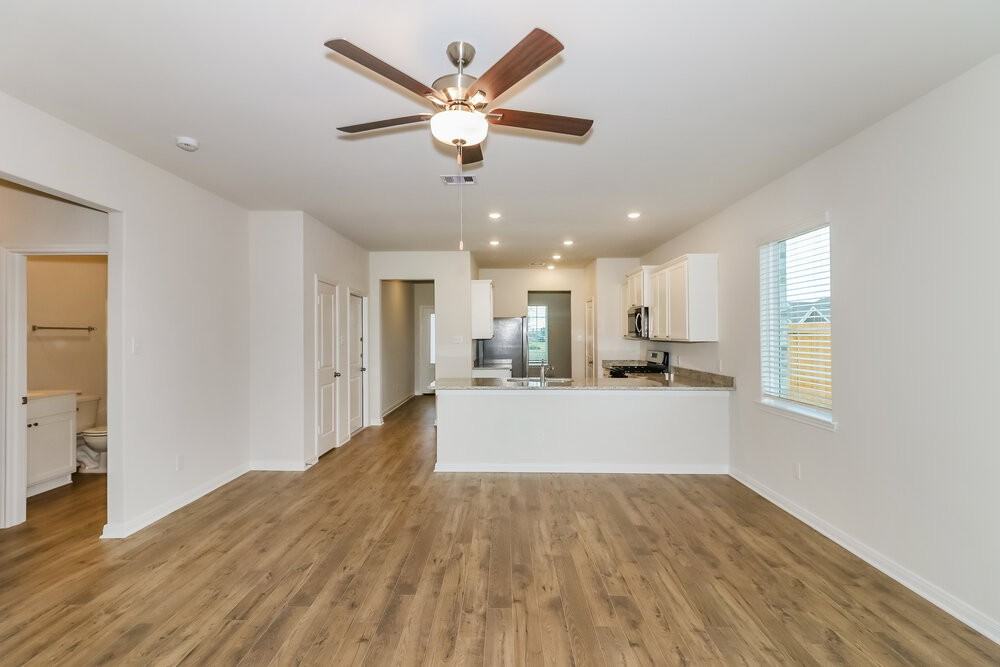 401 Sunny Highlands Dr - Photo 5 of 16