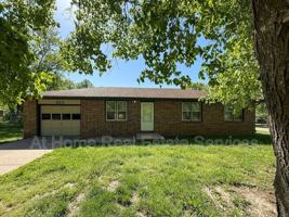 featured image of 103 S Cottonwood Ave