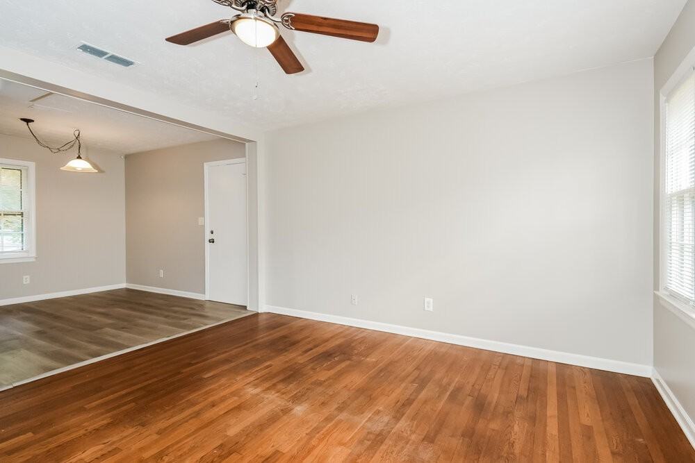 4355 Donegal Cir - Photo 3 of 16