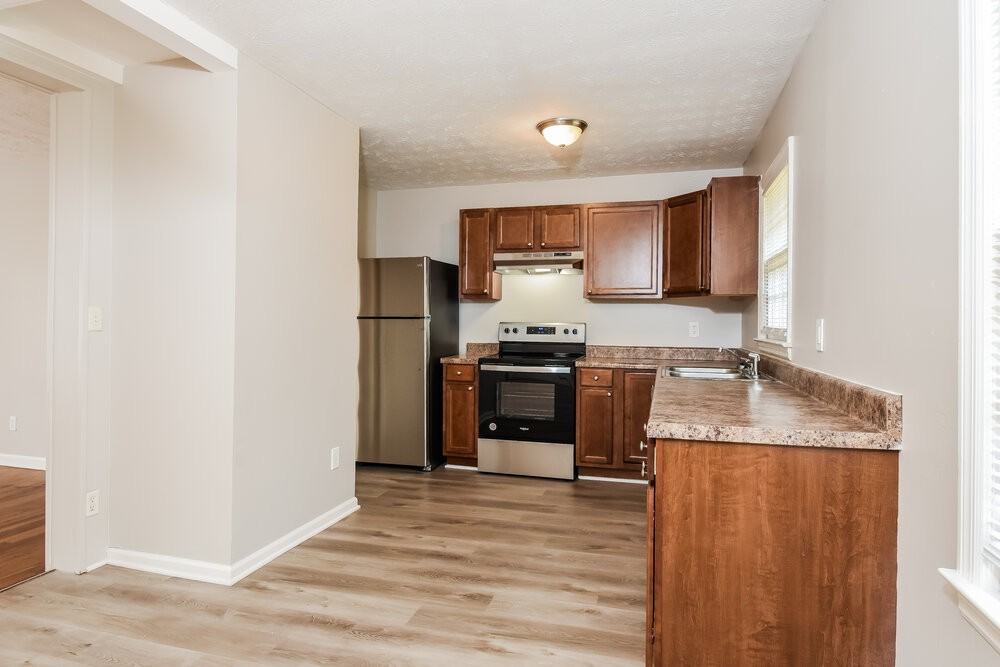 4355 Donegal Cir - Photo 6 of 16