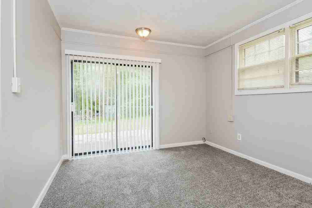 4355 Donegal Cir - Photo 7 of 16