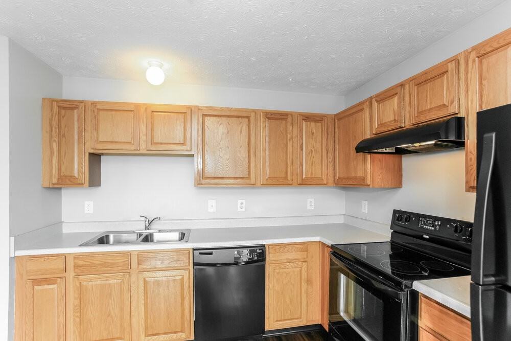 1083 Pine Ridge Way - Photo 6 of 16