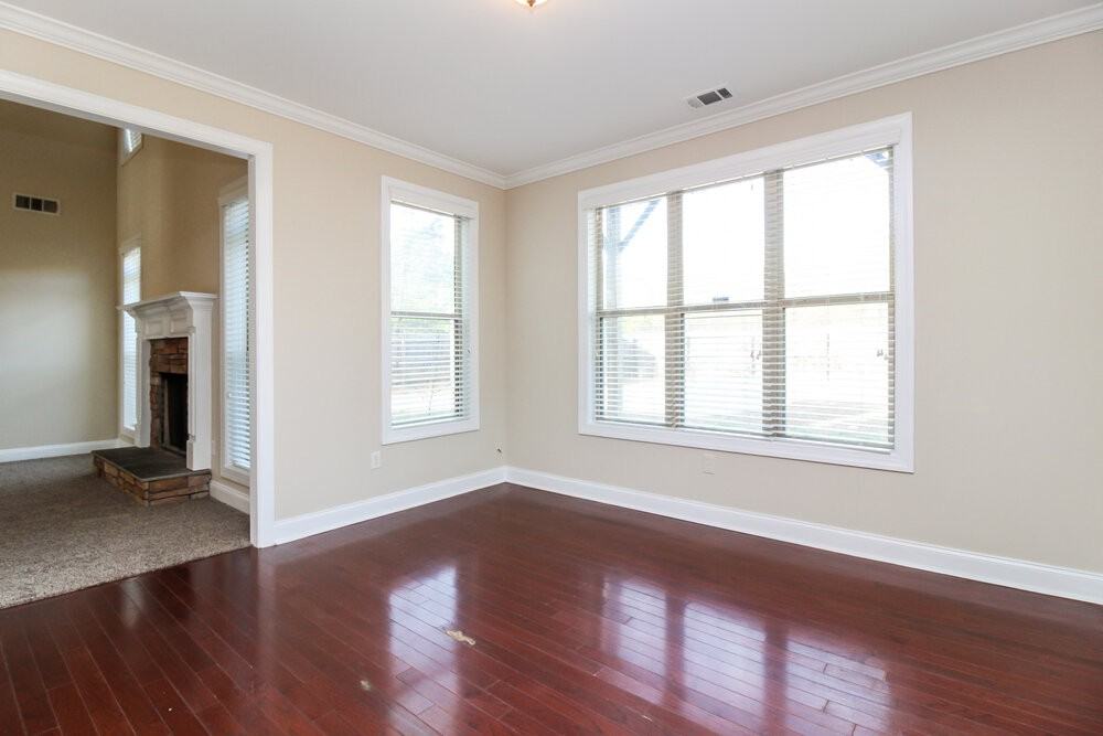 217 Shelton Cir - Photo 6 of 21