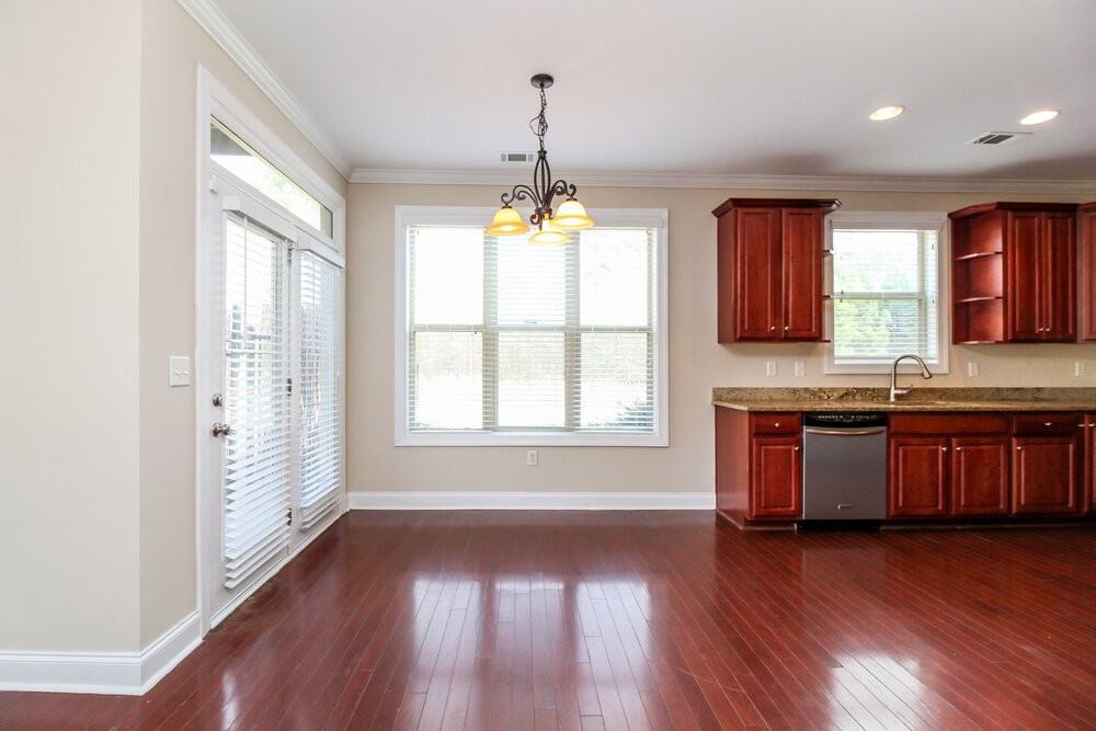 217 Shelton Cir - Photo 7 of 21