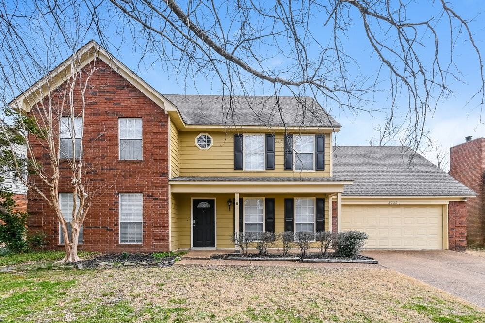 2236 Oak Hollow Ln