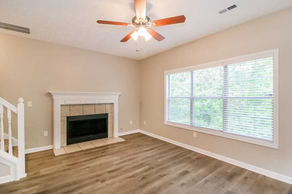330 Derby Dr - Photo 6 of 18