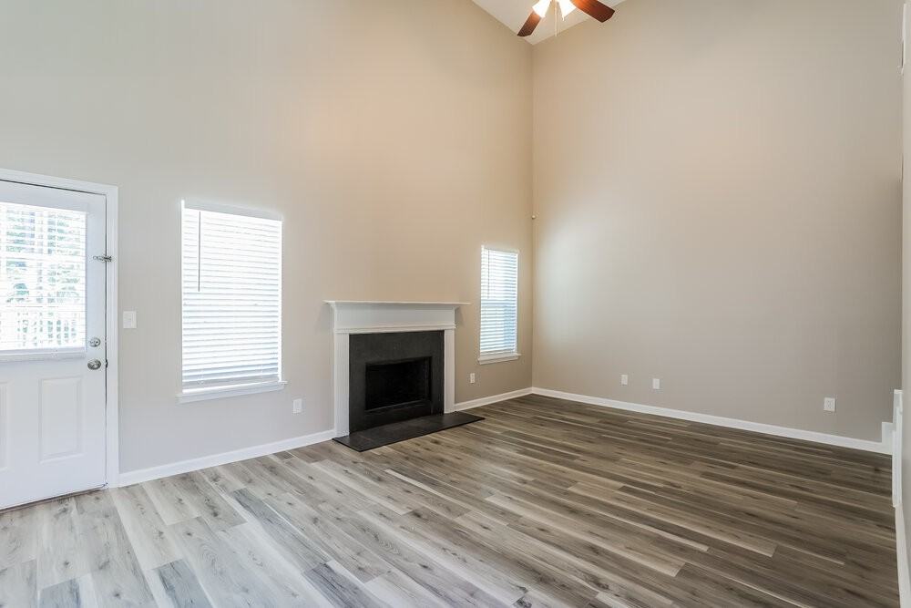 625 Blueangel Dr - Photo 5 of 17