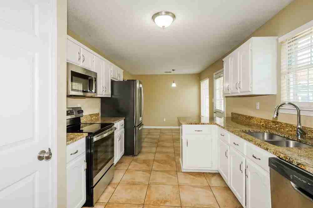 6916 Fox Briar Cv - Photo 7 of 16