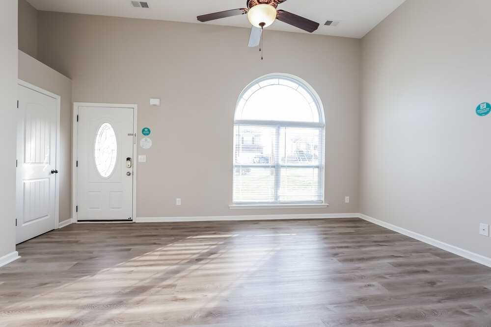 713 Wildwood Dr - Photo 4 of 17