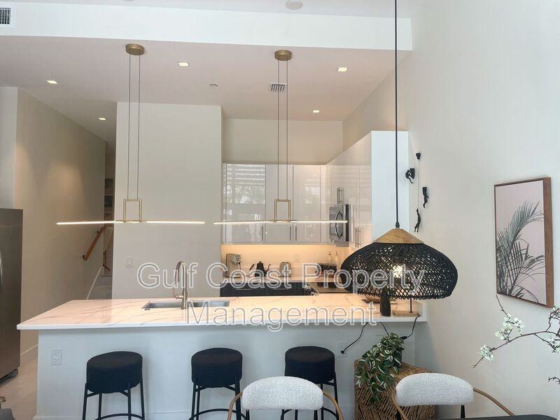 1558 4th St #208 - Photo 7 of 30