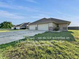 featured image of 517 N 5th St