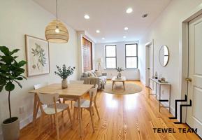 featured image of 496 Manhattan Avenue #3A