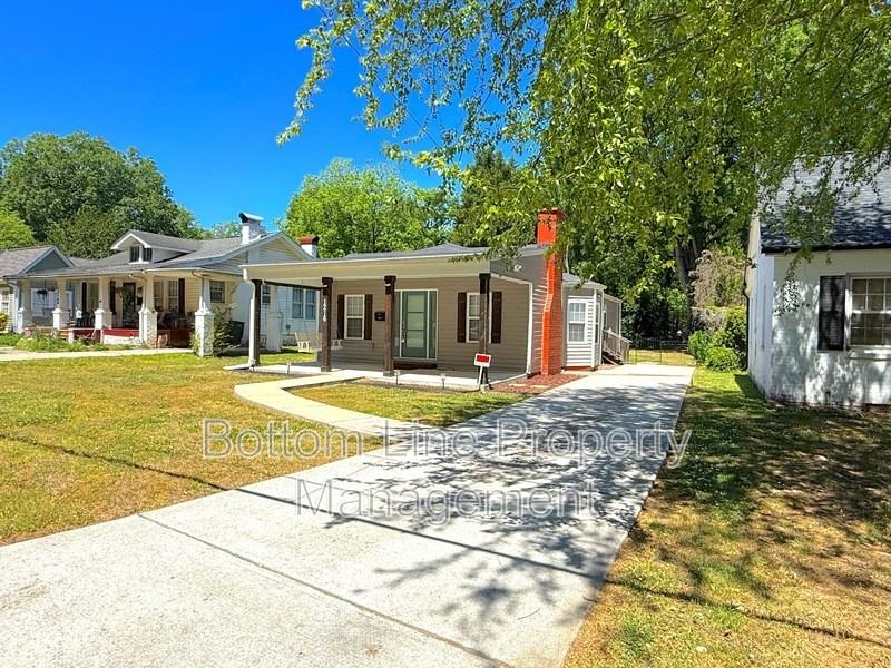 1216 Jackson Rd - Photo 2 of 21