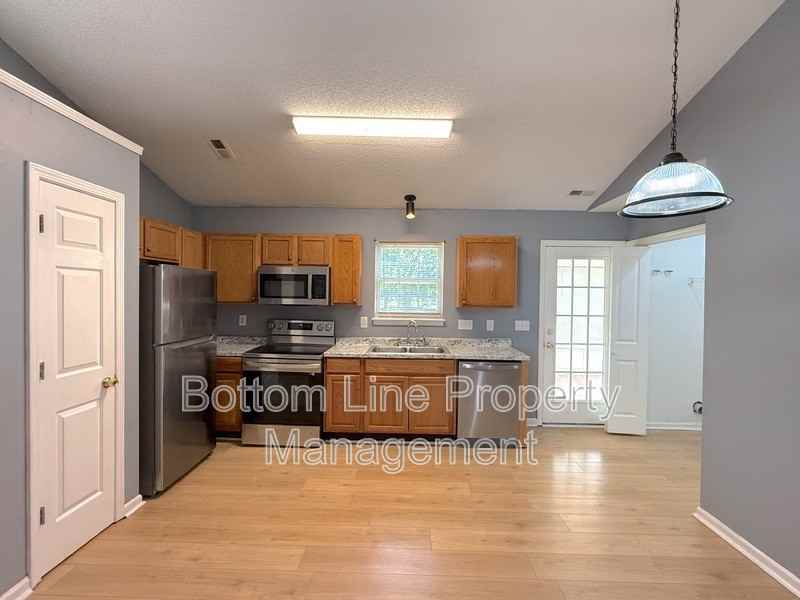 7012 Rumple Rd - Photo 3 of 14