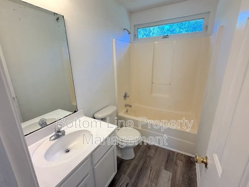 7012 Rumple Rd - Photo 7 of 14