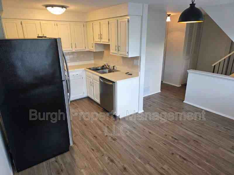 149 Hunting Creek Rd - Photo 2 of 18