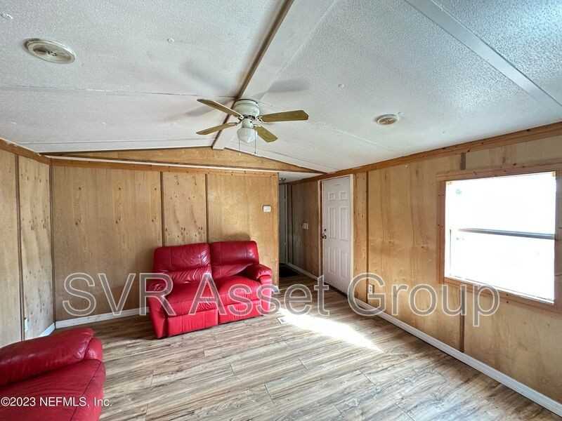 950 Sidney St #12 - Photo 6 of 12