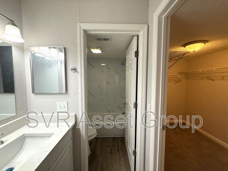 100 Fairway #1705 - Photo 6 of 22