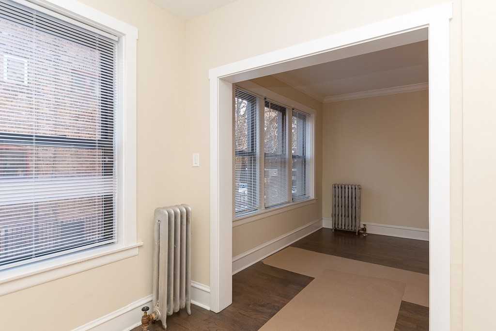 1360 E 52nd St #1N - Photo 6 of 20