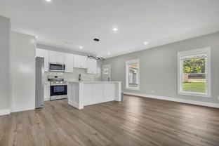 1215 N Woodburn Ave - Photo 1 of 1
