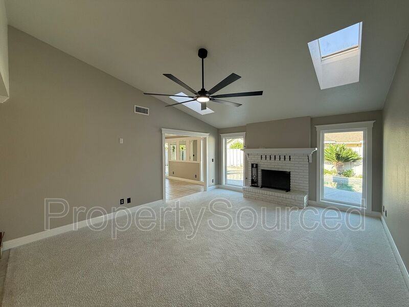 1351 Aksland Dr - Photo 7 of 47