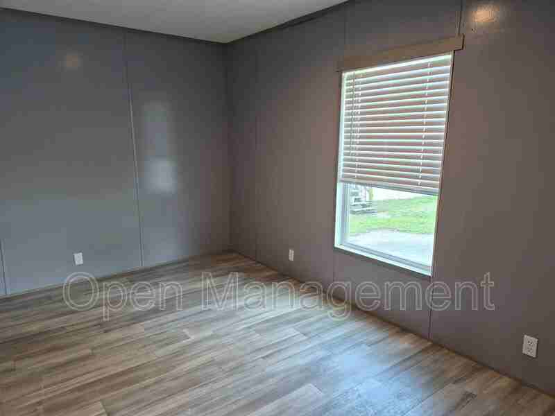 4511 Dirt Rd - Photo 5 of 11