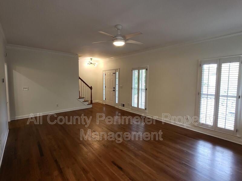 1155 Davis Pl Nw Apt F - Photo 5 of 23