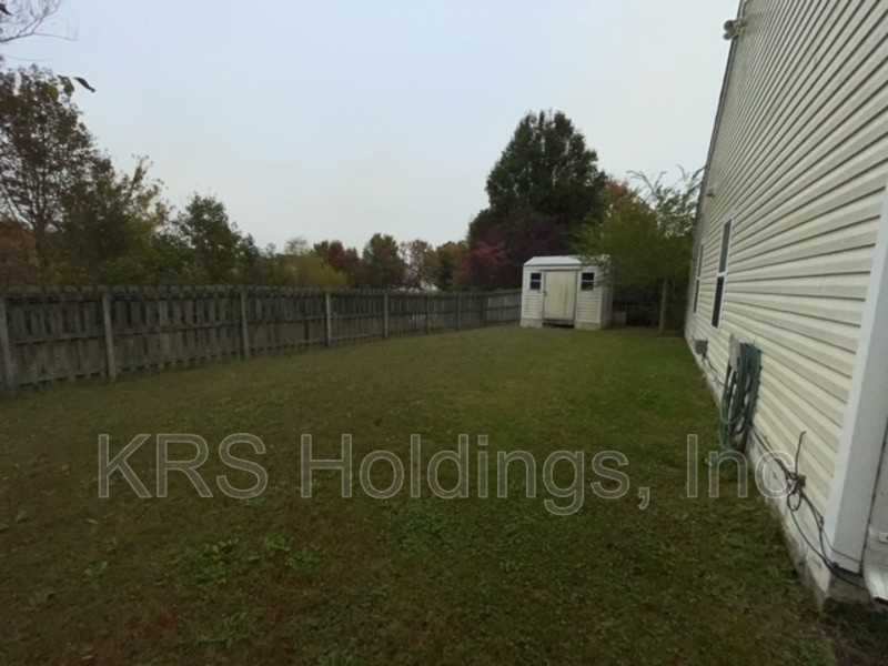 122 Nottingham Blvd - Photo 3 of 27