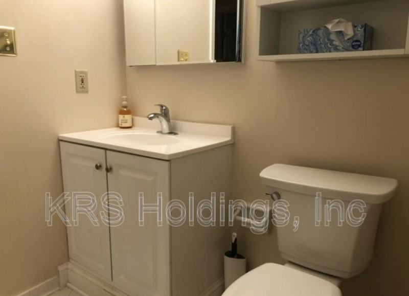 4010 Oak Moss Ct - Photo 3 of 17