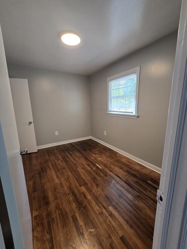 5225 Collindale Rd - Photo 6 of 11