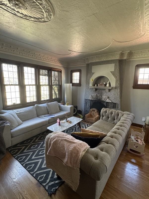 1805 Jackson Ave - Photo 2 of 15