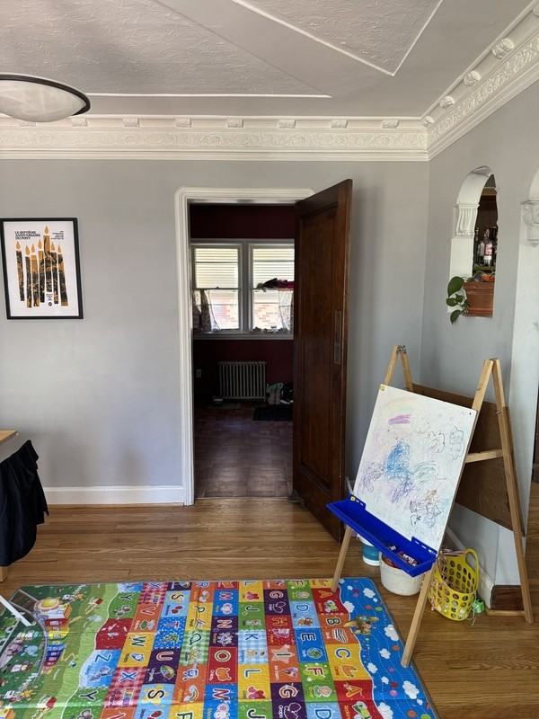 1805 Jackson Ave - Photo 4 of 15