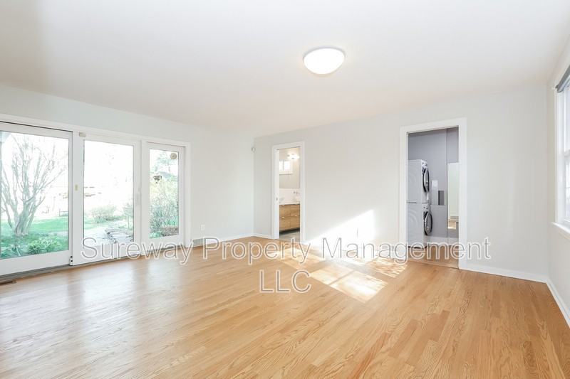 41 Harriet Dr - Photo 6 of 17