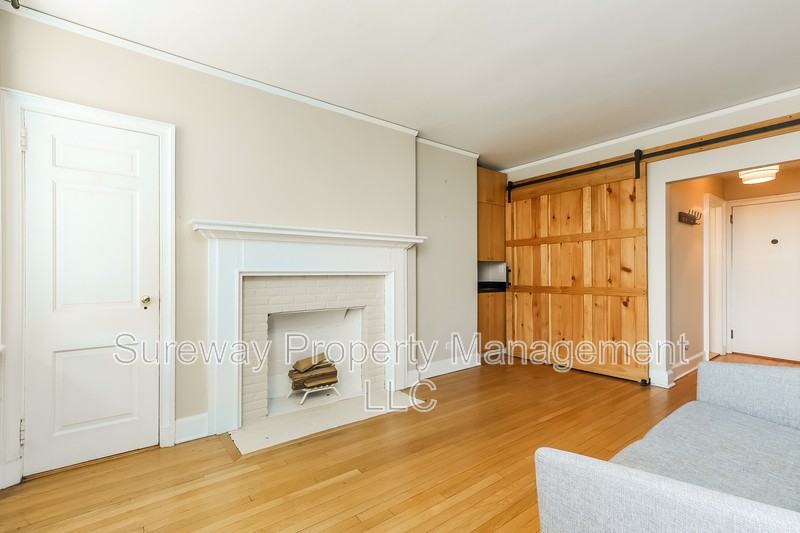44 Nassau St #H - Photo 2 of 13