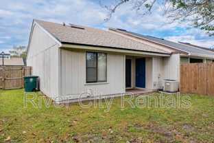 2443 Seabury Pl N - Photo 1 of 1