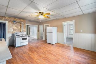 341 Burnside Ave - Photo 1 of 1