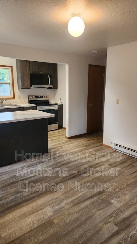 705 S 2nd St W #A - Photo 3 of 12