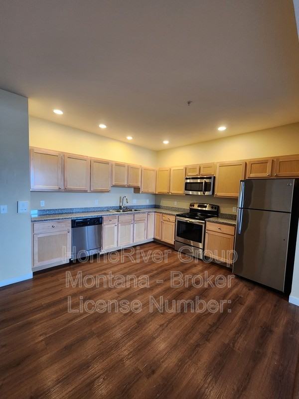 1500 S 14th St W #206 - Photo 2 of 27