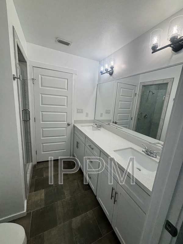 2205 Multi #A - Photo 7 of 10