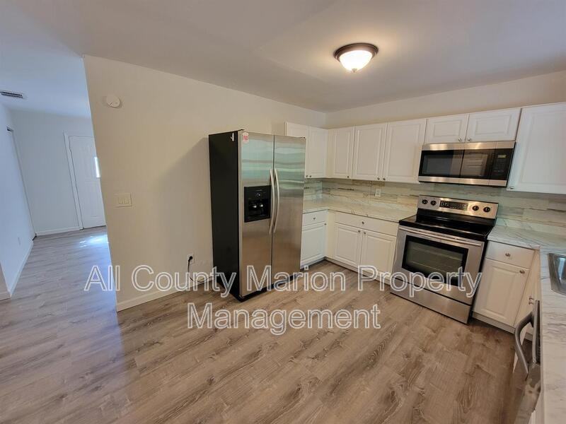 1140 Nw 20th Ave - Photo 2 of 14