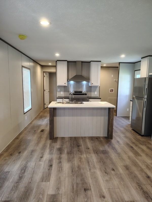 37 Poole Cir - Photo 2 of 11