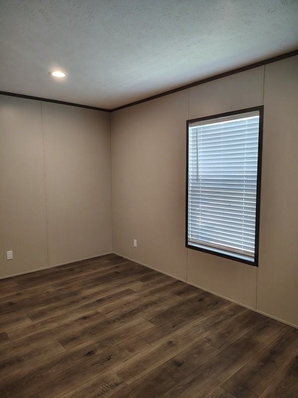 37 Poole Cir - Photo 5 of 11