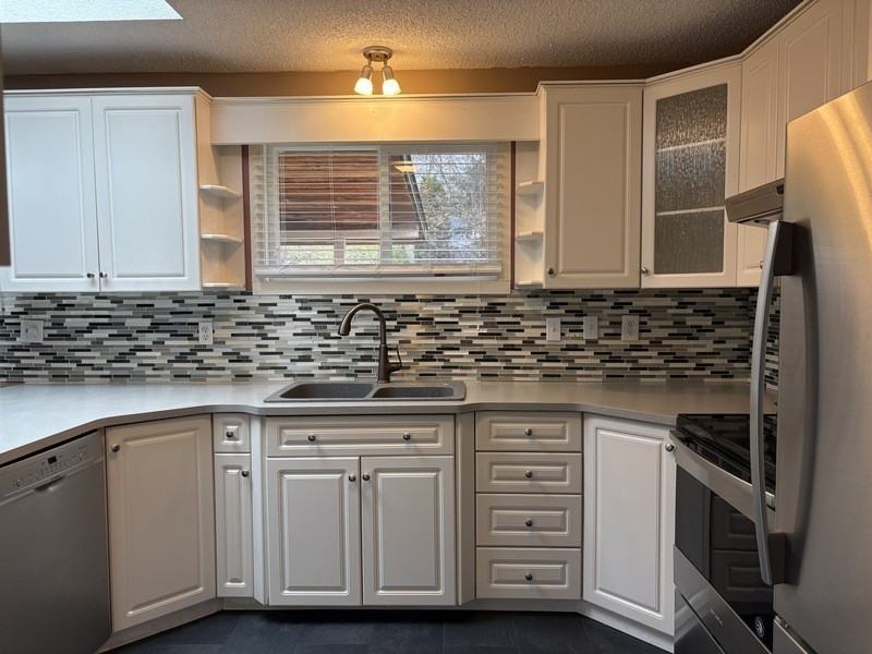 733 Josselyn Crt - Photo 6 of 31