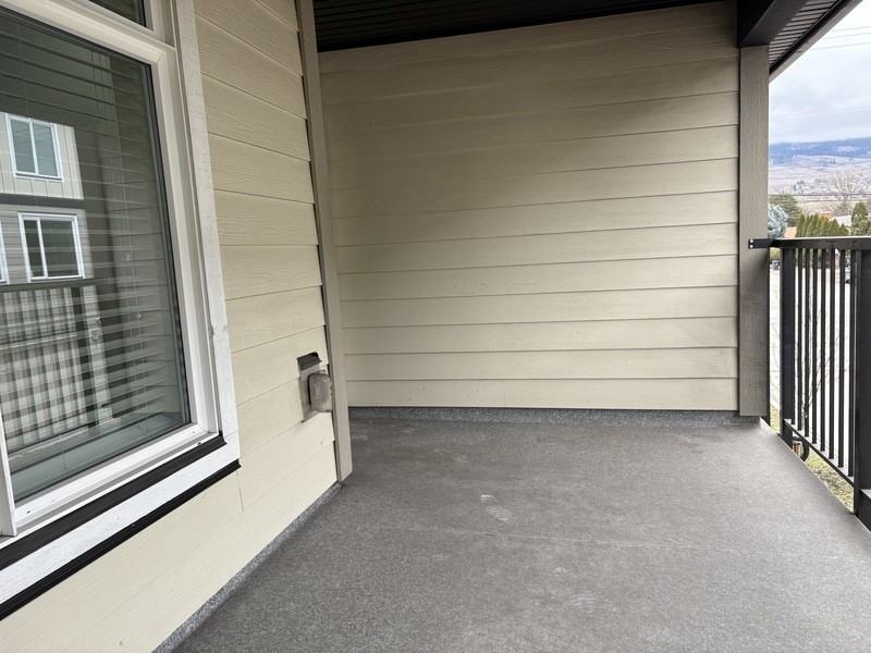 1308 Rutland Rd N #15 - Photo 3 of 26