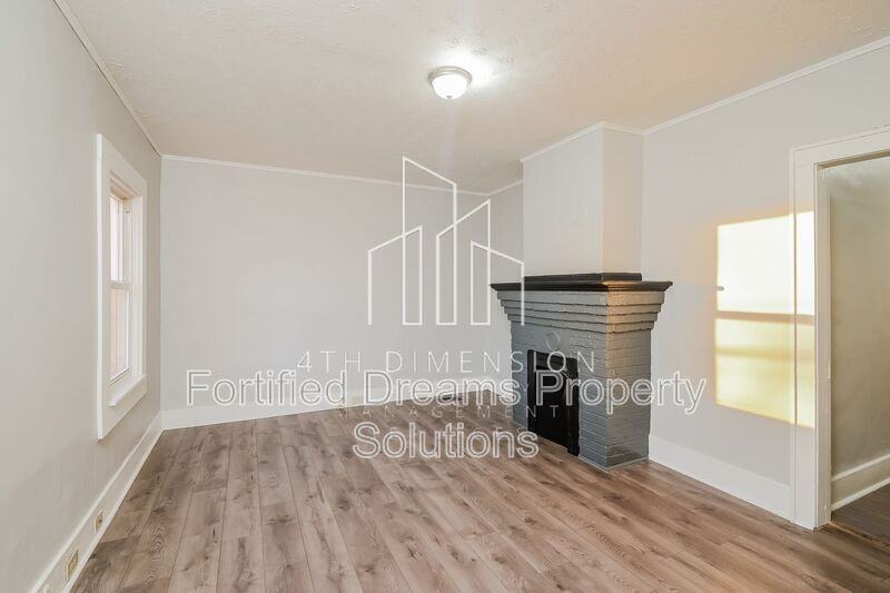 918 Camel Ave - Photo 3 of 49