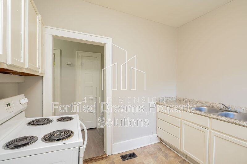 918 Camel Ave - Photo 6 of 49