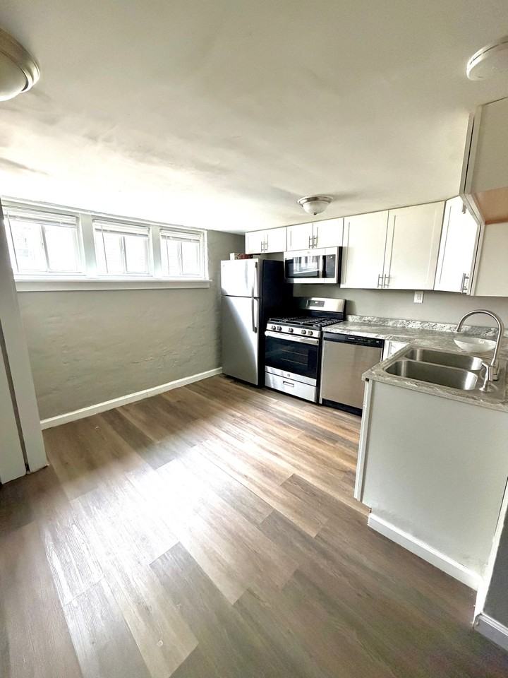 503 North State Street * - Photo 2 of 11