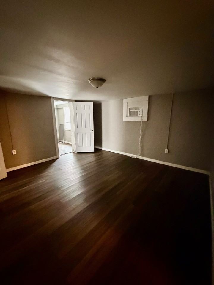 503 North State Street * - Photo 5 of 11