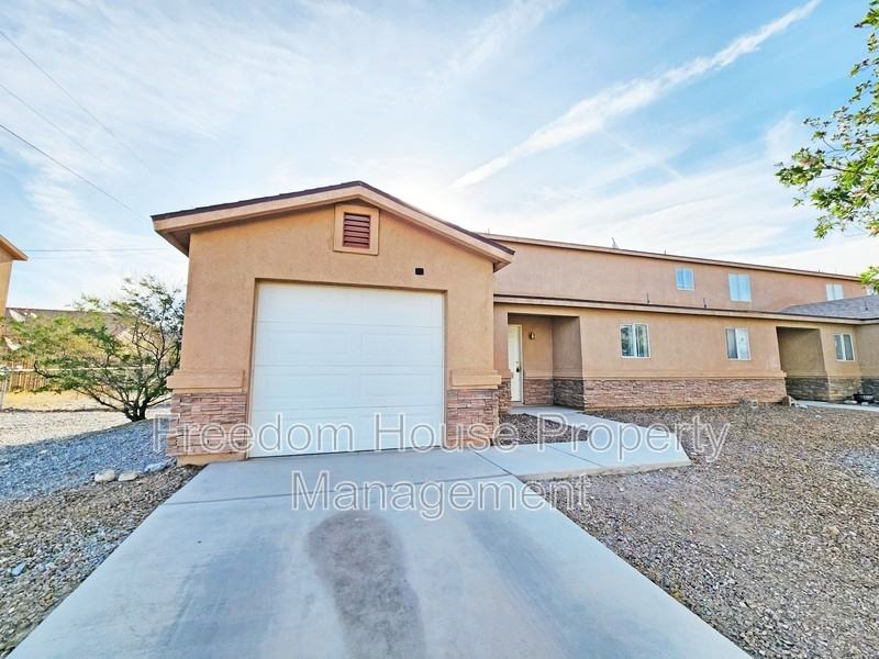 1971 Teepee Rd #4 - Photo 3 of 38