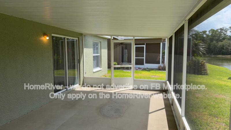 27420 Breakers Dr - Photo 4 of 21